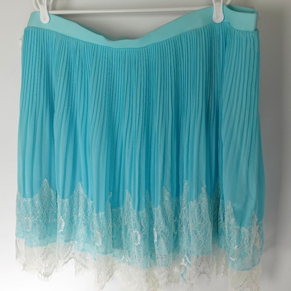Size 26, Torrid Baby Blue Pleated Skirt with Lace hem